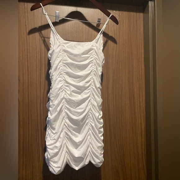 Lovers + Friends - Picture 3 of 4